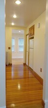 351 Essex St, Unit 2 in Swampscott, MA - Foto de edificio - Building Photo