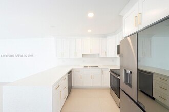 4671 SW 43rd Terrace in Fort Lauderdale, FL - Building Photo - Building Photo