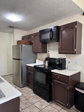 605 Atlanta Dr in Laredo, TX - Building Photo - Building Photo