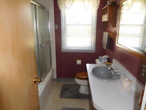 830 15th Ave in Union Grove, WI - Foto de edificio - Building Photo