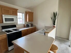 476 Clinton St in Ashland, OR - Building Photo