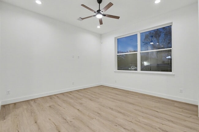 property at 203 Danna Ln