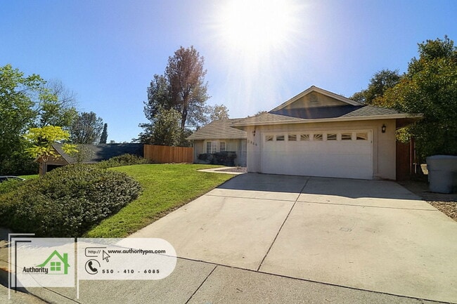 3966 Cambria Dr in Redding, CA - Building Photo - Building Photo