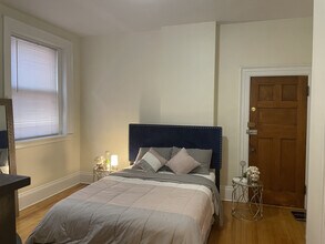 465 Park Dr, Unit 10 in Boston, MA - Building Photo - Building Photo
