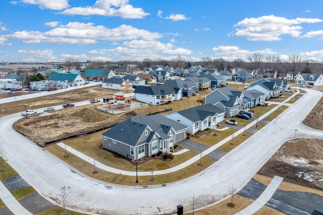 Munhall Glen of Saint Charles in St. Charles, IL - Building Photo - Building Photo