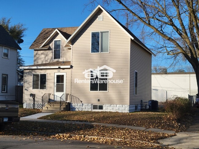244 E Fremont St in Owatonna, MN - Building Photo - Building Photo