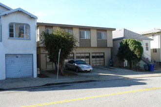 661 Baden Ave in South San Francisco, CA - Building Photo - Building Photo