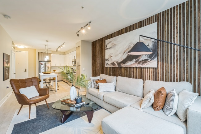 145 Riverhaven Dr, Unit Unit 430 in Oxon Hill, MD - Building Photo - Building Photo