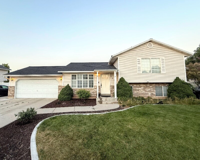 1129 S 1660 E in Spanish Fork, UT - Building Photo