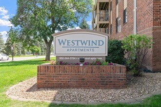 Westwind Apartments in St. Louis Park, MN - Building Photo - Building Photo