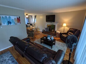 73 Emerald Rd in Springfield, MA - Building Photo - Building Photo