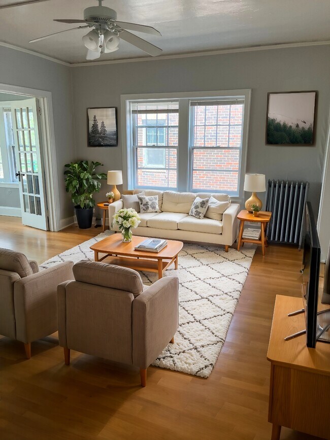 3129 Aldrich