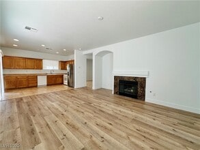 8068 Severn Valley St in Las Vegas, NV - Building Photo - Building Photo