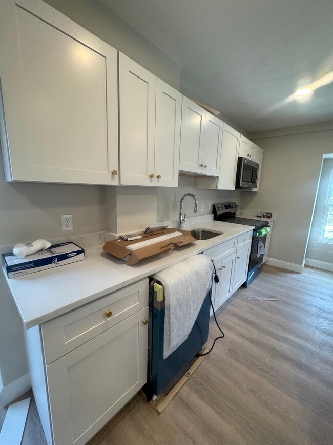74 Washington St, Unit #8