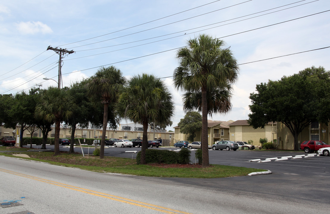 The Park at Rialto Apartment Homes in Tampa, FL - Building Photo