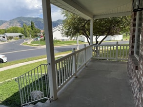 799 Country Club Dr in Stansbury Park, UT - Building Photo - Building Photo