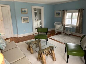 6 Restmere Terrace in Middletown, RI - Building Photo - Building Photo