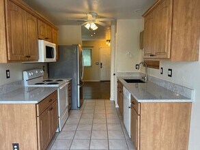 13844 W Lundberg St in Surprise, AZ - Building Photo - Building Photo