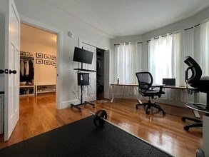 849 Cummins Hwy, Unit 1 in Boston, MA - Building Photo - Building Photo