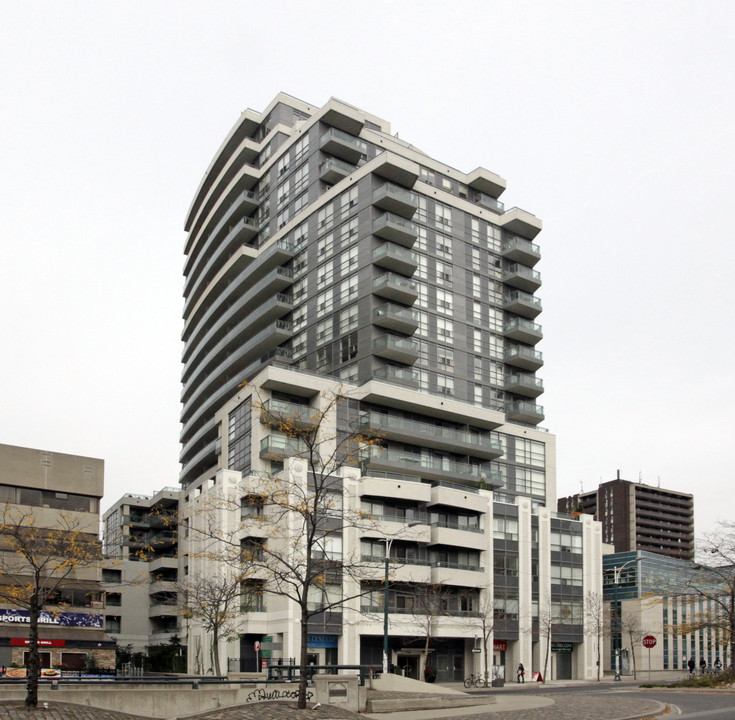 The Mosaic Condos in Toronto, ON - Building Photo