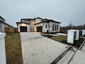 9015 Orchard Cv in Sienna, TX - Building Photo - Building Photo