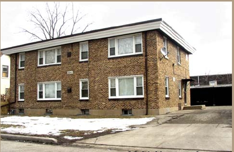 2241 Hervey Ave in North Chicago, IL - Building Photo