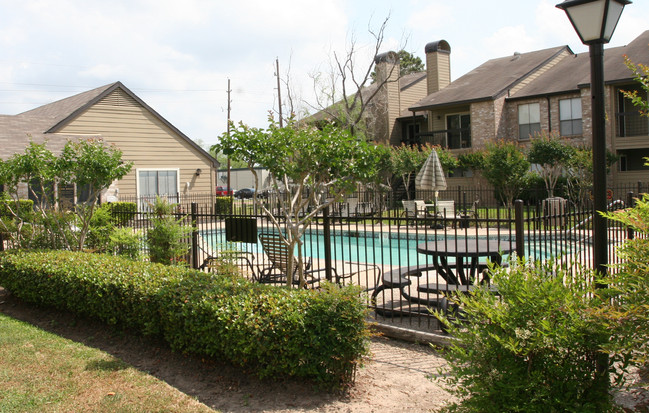 Deer Springs 55+ Senior Living in Humble, TX - Building Photo - Building Photo