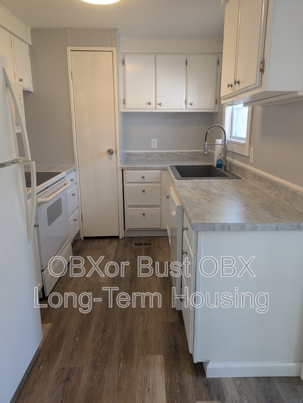 111 Faris Dr in Grandy, NC - Building Photo - Building Photo