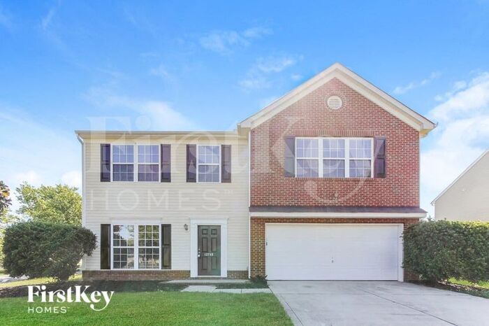 13748 Krislyn Woods Pl in Charlotte, NC - Building Photo