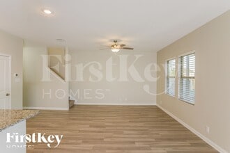 13403 Summer Light in Saint Hedwig, TX - Foto de edificio - Building Photo