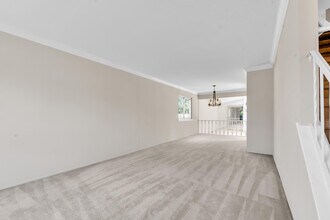 197 Kings Way in Canton Township, MI - Building Photo - Building Photo