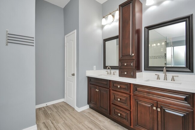 property at 20210 Black Canyon Dr