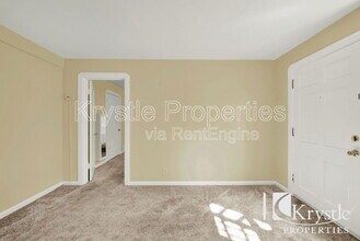1029 Sutter St in Vallejo, CA - Foto de edificio - Building Photo