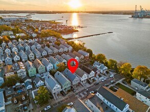 170 W 10th St in Bayonne, NJ - Building Photo - Building Photo