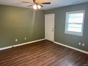 3310 Drake Ave SW in Huntsville, AL - Building Photo - Building Photo