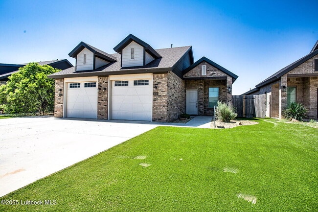 property at 2543 138th St