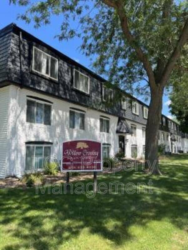 property at 600 E McKinley Rd