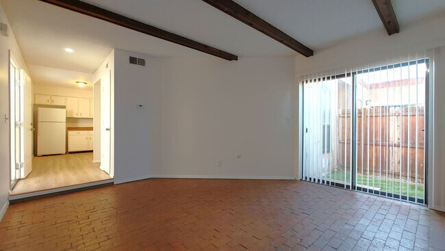 7510 Pennsylvania Ln NE in Albuquerque, NM - Building Photo - Building Photo