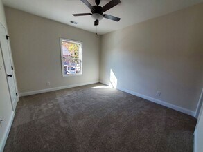 449 Oak St in Clarksville, TN - Building Photo - Building Photo