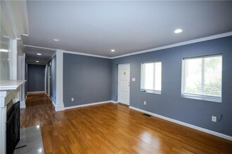 3364 Canary Lake Dr NW in Duluth, GA - Foto de edificio - Building Photo