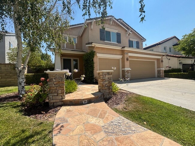 23926 Rancho Ct in Santa Clarita, CA - Building Photo - Building Photo