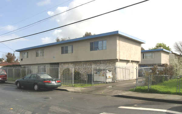 2518 Manchester Ave in San Pablo, CA - Building Photo - Building Photo