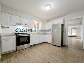 51 Jendale Ct in Jennings, MO - Building Photo - Building Photo