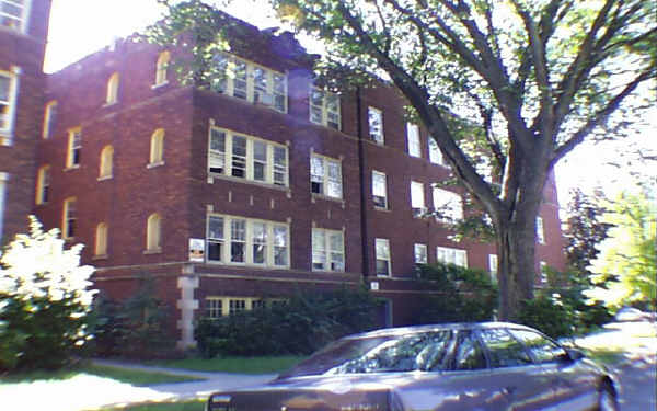 6503 N Richmond St in Chicago, IL - Foto de edificio - Building Photo