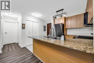 5889 Irmin St in Burnaby, BC - Building Photo - Building Photo