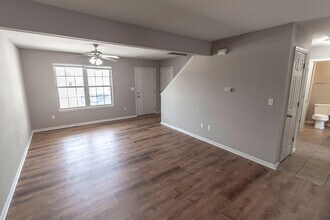 4016 Snowy Owl Dr in Columbia, MO - Building Photo - Building Photo