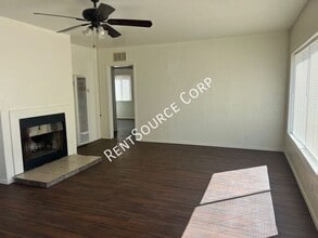 101 E Desert View Dr in Barstow, CA - Building Photo - Building Photo