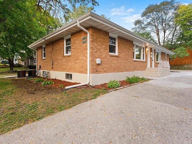 property at 1610 Remington Rd
