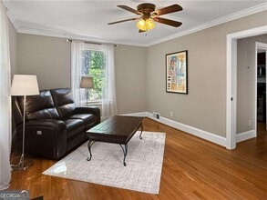 656 Timm Valley Rd NE in Atlanta, GA - Building Photo - Building Photo