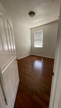 14581 SW 13th Ter in Miami, FL - Building Photo - Building Photo